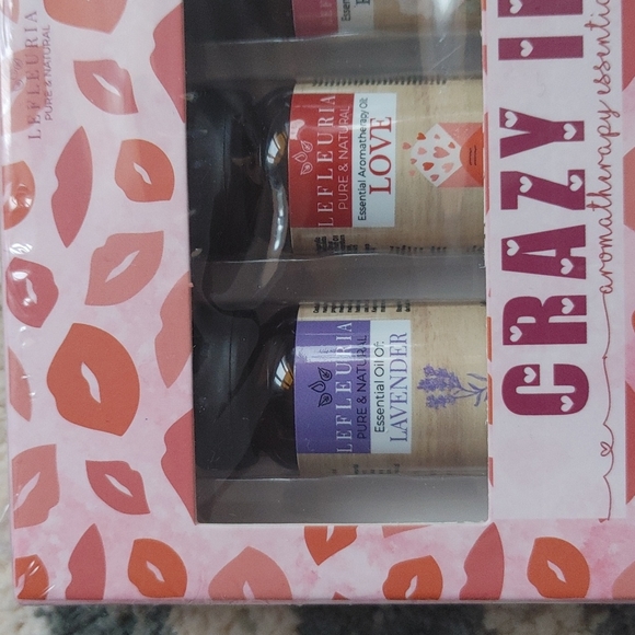 Lefleuria Pure and Natural Essential Oils Crazy in Love Aromatherapy Coll - Picture 3 of 13
